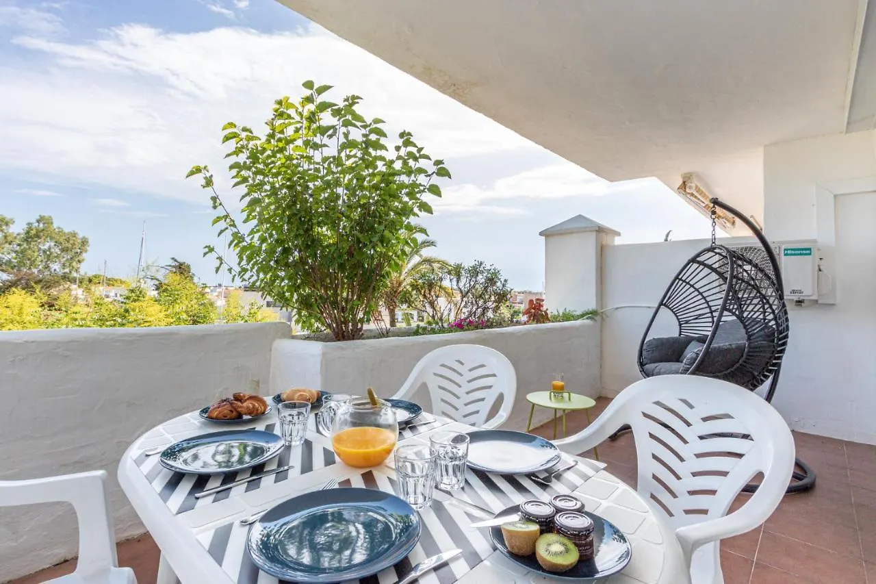 Apartment Holidays Royal Marine Roses