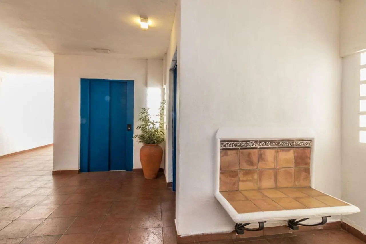 Holidays Royal Marine Roses Apartment